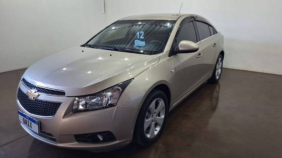 CHEVROLET CRUZE 1.8 LT 16V FLEX 4P AUTOMÁTICO CHEVROLET CRUZE 1.8 LT 16V FLEX 4P AUTOMÁTICO